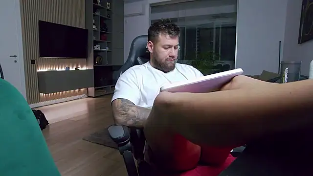 Snapshot of UbbeViking chatting on 01/10/26, 06:31 UbbeViking online show from 01/10/26, 06:31