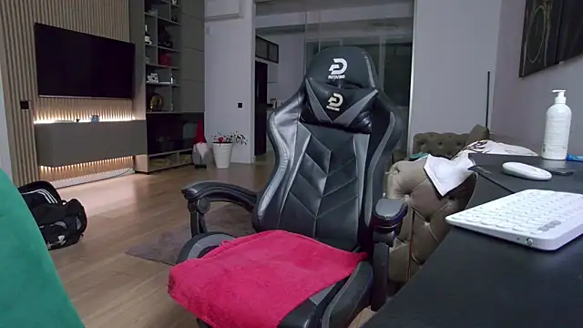 Snapshot of UbbeViking chatting on 01/14/26, 09:09 UbbeViking online show from 01/14/26, 09:09