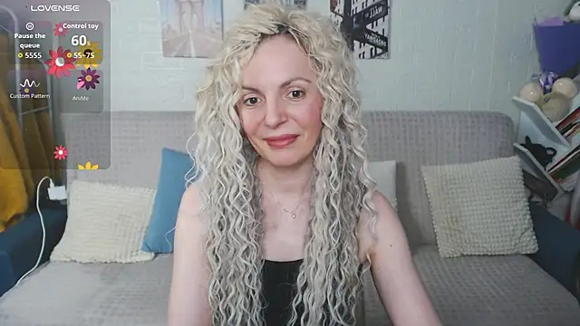 kiramarta online show from 11/25/25, 05:57