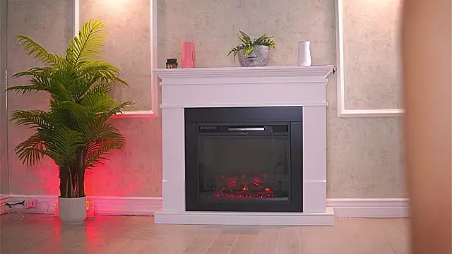 Abbela White online show from 03/07/26, 06:32