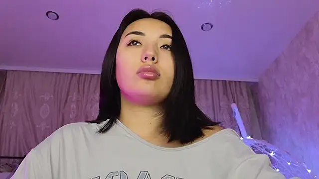 lily  foster online show from 02/17/26, 02:52