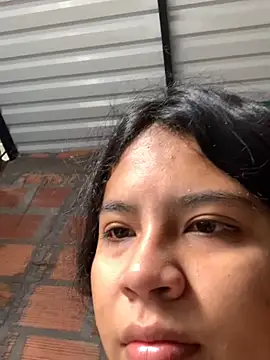 Snapshot of moncerrat_luna chatting on 01/19/25, 12:28 moncerrat luna online show from 01/19/25, 12:28