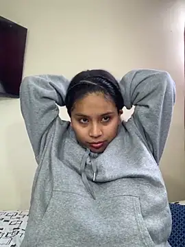 Snapshot of moncerrat_luna chatting on 10/11/25, 09:13 moncerrat luna online show from 10/11/25, 09:13