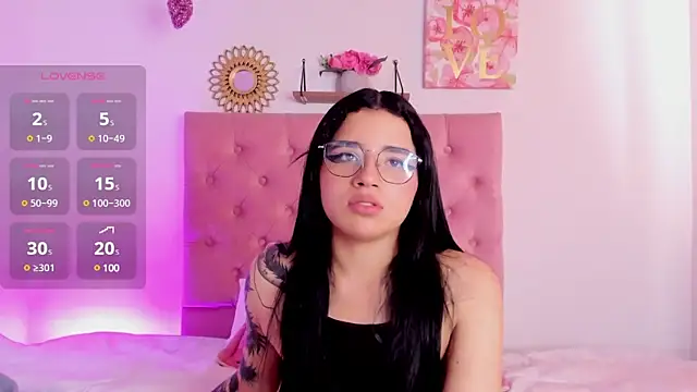 aliice walker  online show from 12/02/24, 06:54