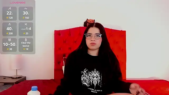 aliice walker  online show from 12/19/24, 03:30