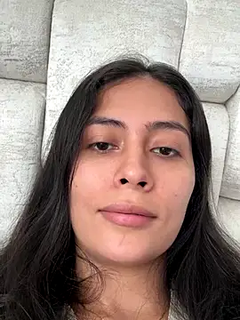 Snapshot of Sophie__Foxxx chatting on 09/15/25, 07:58 Sophie Foxxx online show from 09/15/25, 07:58