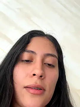 Snapshot of Sophie__Foxxx chatting on 10/02/25, 03:41 Sophie Foxxx online show from 10/02/25, 03:41