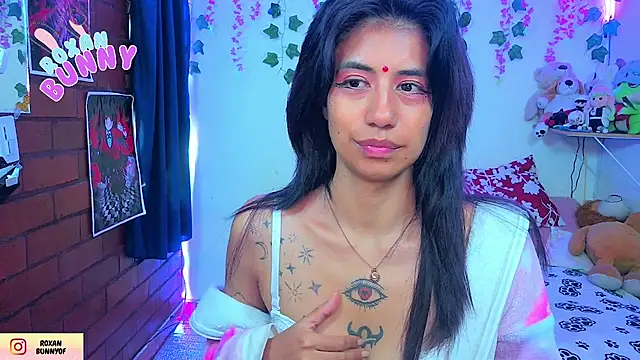Roxanbunny1 online show from 06/22/26, 04:15