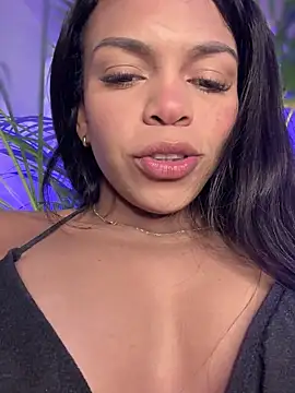 Snapshot of Charly_ chatting on 02/26/25, 10:20 Charly online show from 02/26/25, 10:20