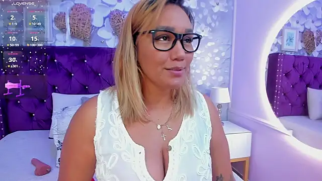 dalila salazar online show from 04/07/26, 03:29