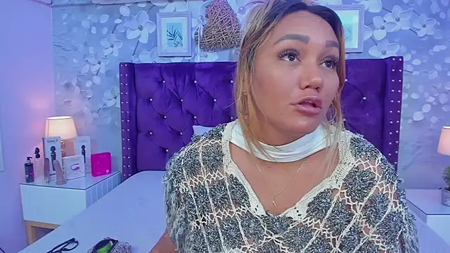 dalila salazar online show from 04/18/26, 03:10