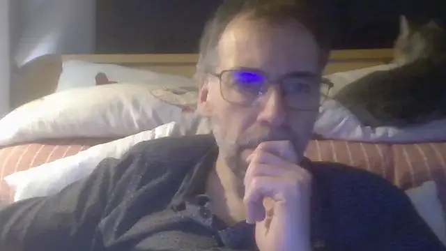 Snapshot of ptitcanard60600 chatting on 11/26/25, 11:28 ptitcanard60600 online show from 11/26/25, 11:28