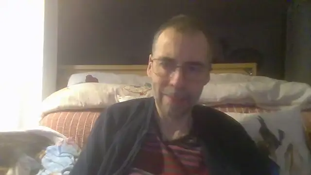 Snapshot of ptitcanard60600 chatting on 12/19/25, 10:50 ptitcanard60600 online show from 12/19/25, 10:50