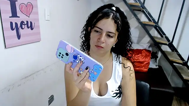 Snapshot of samantha_baby_ chatting on 01/26/25, 12:05 samantha baby online show from 01/26/25, 12:05