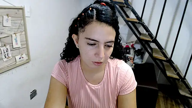 Snapshot of samantha_baby_ chatting on 03/14/25, 02:20 samantha baby online show from 03/14/25, 02:20