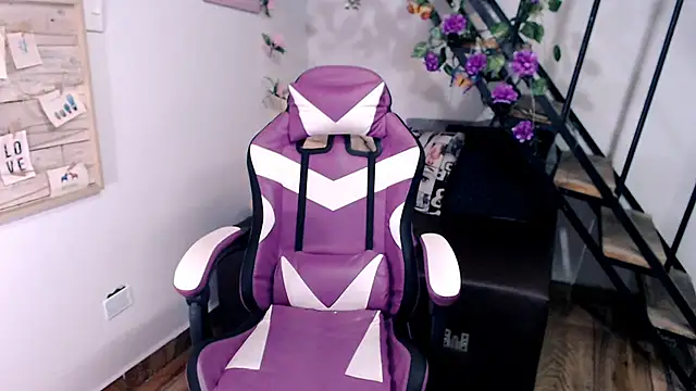 samantha baby  online show from 03/27/26, 04:07