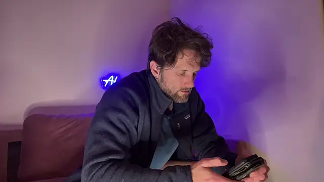 alexmannd online show from 11/19/25, 02:33