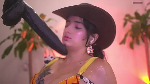 Sisirojas online show from 04/07/26, 02:56