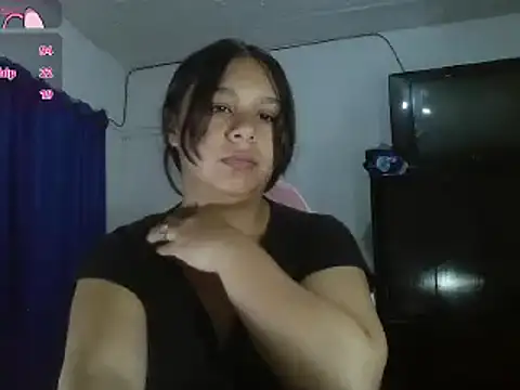 Snapshot of Charis_21 chatting on 02/13/25, 11:28 Charis 21 online show from 02/13/25, 11:28