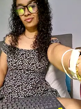 angela  98 online show from 05/22/26, 12:44
