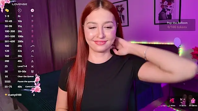 Snapshot of EleanorePeach chatting on 11/27/25, 12:18 EleanorePeach online show from 11/27/25, 12:18