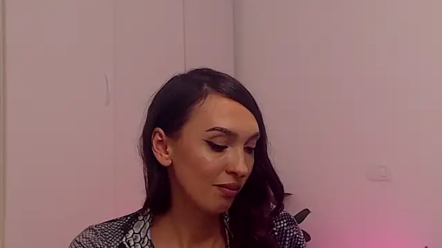 Snapshot of YourSweetSinn chatting on 03/03/25, 09:15 YourSweetSinn online show from 03/03/25, 09:15