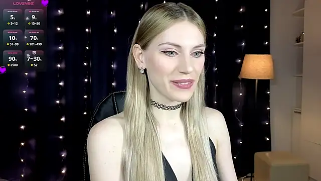 Snapshot of Lilianna_Just chatting on 12/02/24, 05:48 Lilianna Just online show from 12/02/24, 05:48