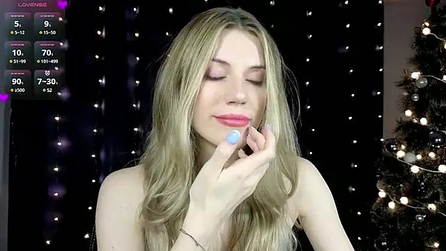 Snapshot of Lilianna_Just chatting on 12/06/24, 05:33 Lilianna Just online show from 12/06/24, 05:33