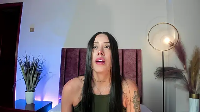 NoraDasilva online show from 02/04/26, 12:49