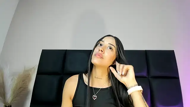 NoraDasilva online show from 02/05/26, 12:37