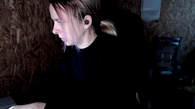 las sweet online show from 12/22/25, 10:34