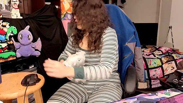 ShinyCherub online show from 12/23/25, 01:58