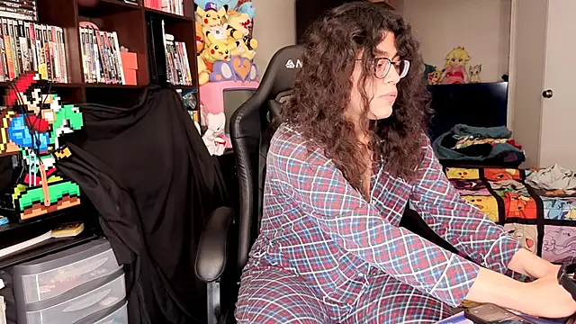 ShinyCherub online show from 03/04/26, 05:46