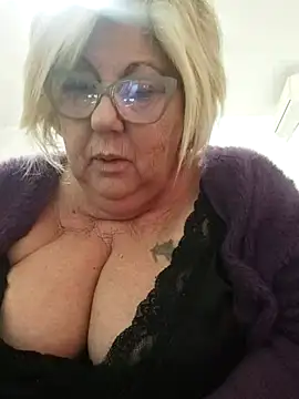 Merilulla online show from 02/24/25, 04:38