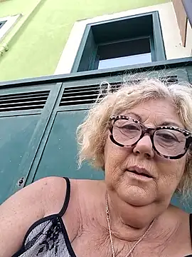 Snapshot of Merilulla chatting on 06/07/26, 11:36 Merilulla online show from 06/07/26, 11:36
