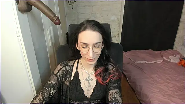Snapshot of Mayala__ chatting on 10/02/25, 07:32 Mayala   online show from 10/02/25, 07:32