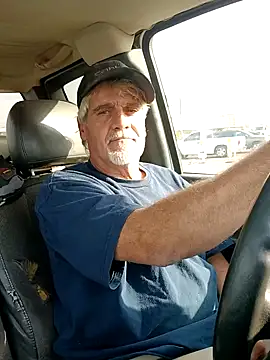 Snapshot of TTolbert chatting on 01/27/25, 05:04 TTolbert online show from 01/27/25, 05:04