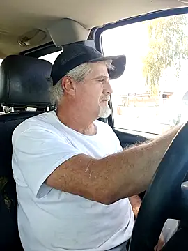 Snapshot of TTolbert chatting on 02/10/25, 07:49 TTolbert online show from 02/10/25, 07:49