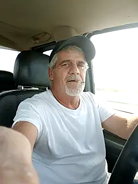 Snapshot of TTolbert chatting on 02/11/25, 06:11 TTolbert online show from 02/11/25, 06:11