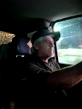 Snapshot of TTolbert chatting on 03/15/25, 12:45 TTolbert online show from 03/15/25, 12:45