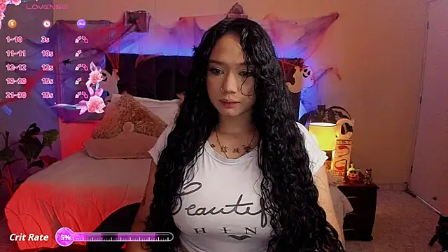 Snapshot of alexxandra_ferri_ chatting on 10/24/25, 06:21 alexxandra ferri online show from 10/24/25, 06:21