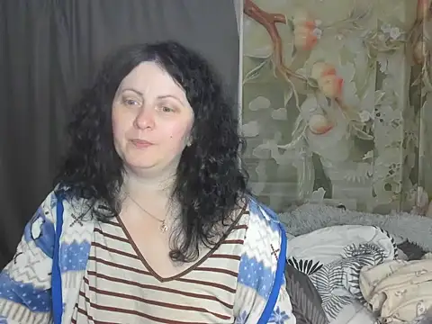 Lillian2 online show from 10/30/25, 11:16