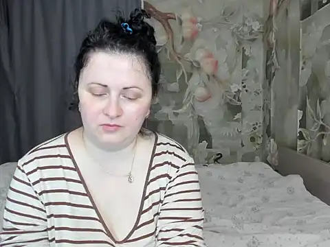 Lillian2 online show from 03/27/26, 01:33