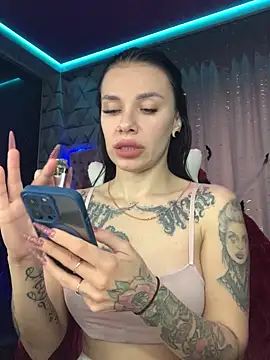 Queen of pain online show from 10/21/25, 07:20