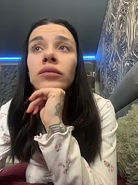 Queen of pain online show from 03/03/26, 08:09