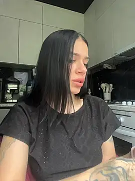 Queen of pain online show from 07/10/26, 07:01
