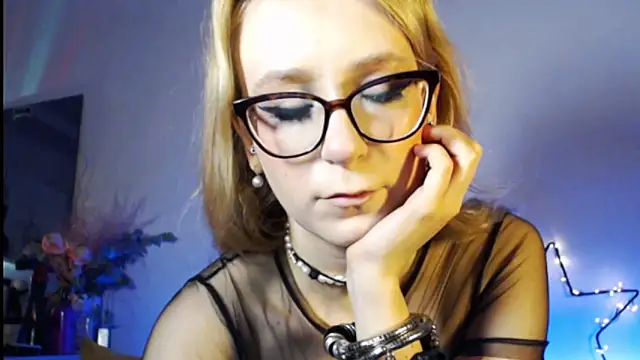 Snapshot of welliza chatting on 03/19/25, 12:59 welliza online show from 03/19/25, 12:59