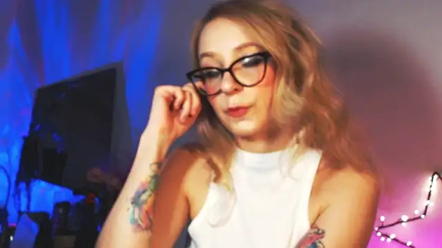 Snapshot of welliza chatting on 03/22/25, 11:20 welliza online show from 03/22/25, 11:20