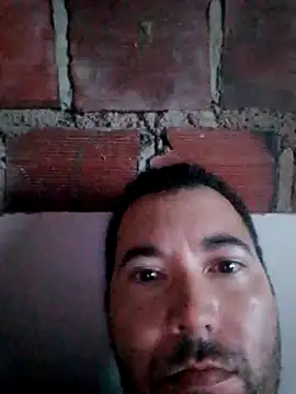 Snapshot of w31 chatting on 09/09/25, 03:39 w31 online show from 09/09/25, 03:39