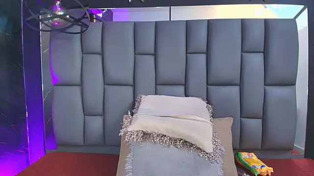  MiaBrown  online show from 11/06/25, 12:06